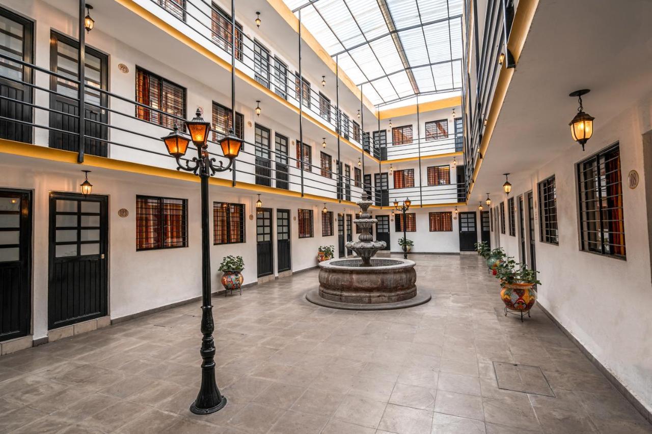 Cinco De Mayo Hotel Querétaro Esterno foto
