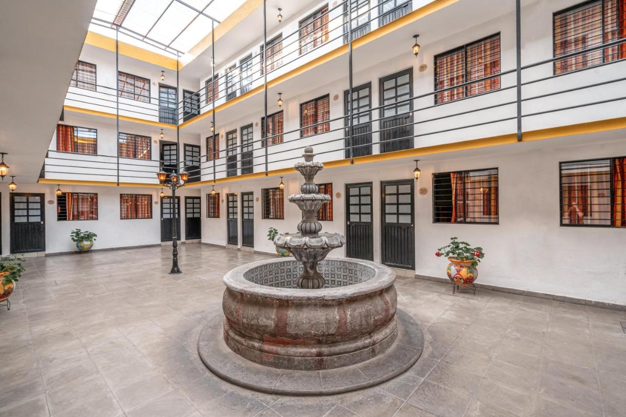 Cinco De Mayo Hotel Querétaro Esterno foto