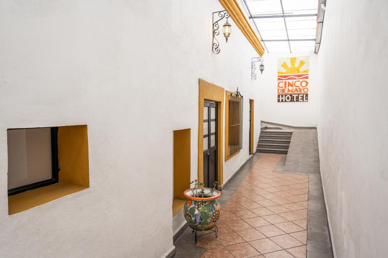 Cinco De Mayo Hotel Querétaro Esterno foto